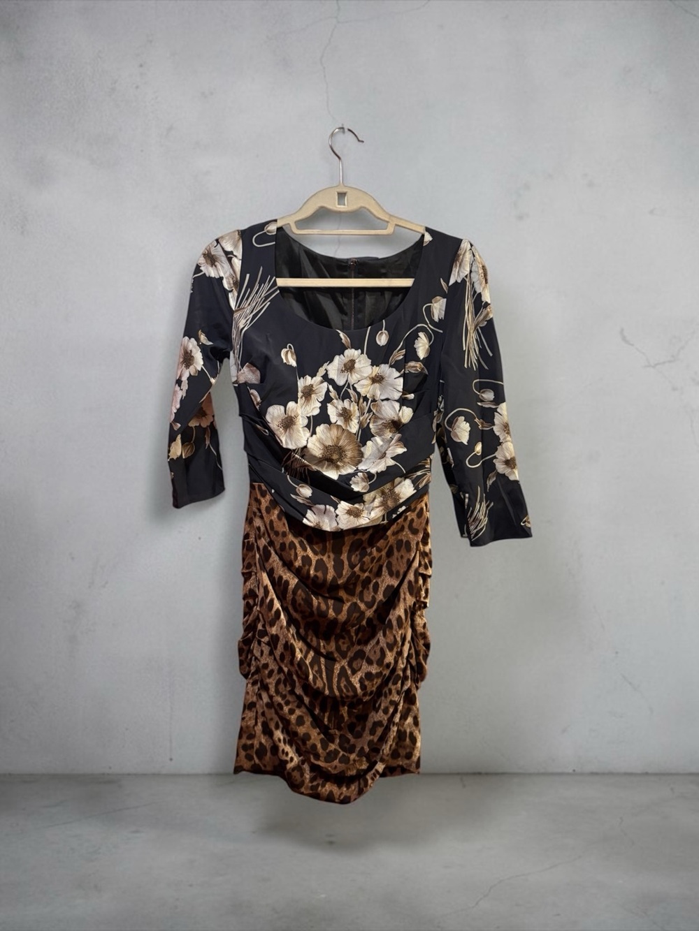 Dolce & Gabbana 2011 Celebrity Floral leopard ruched silk dress it 40, US4